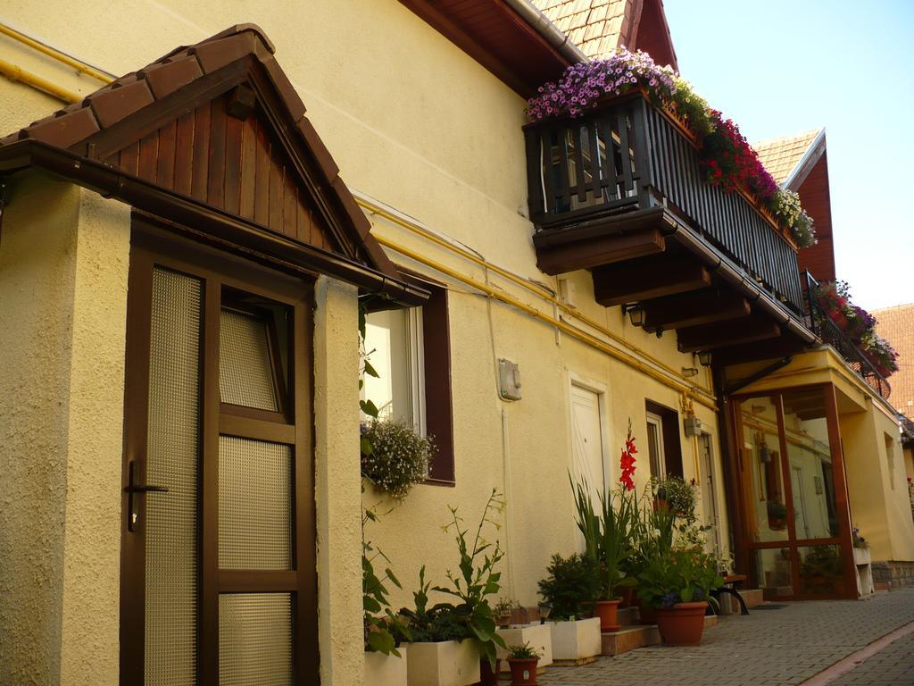 Rami House Central Double Rooms Брашов Екстериор снимка