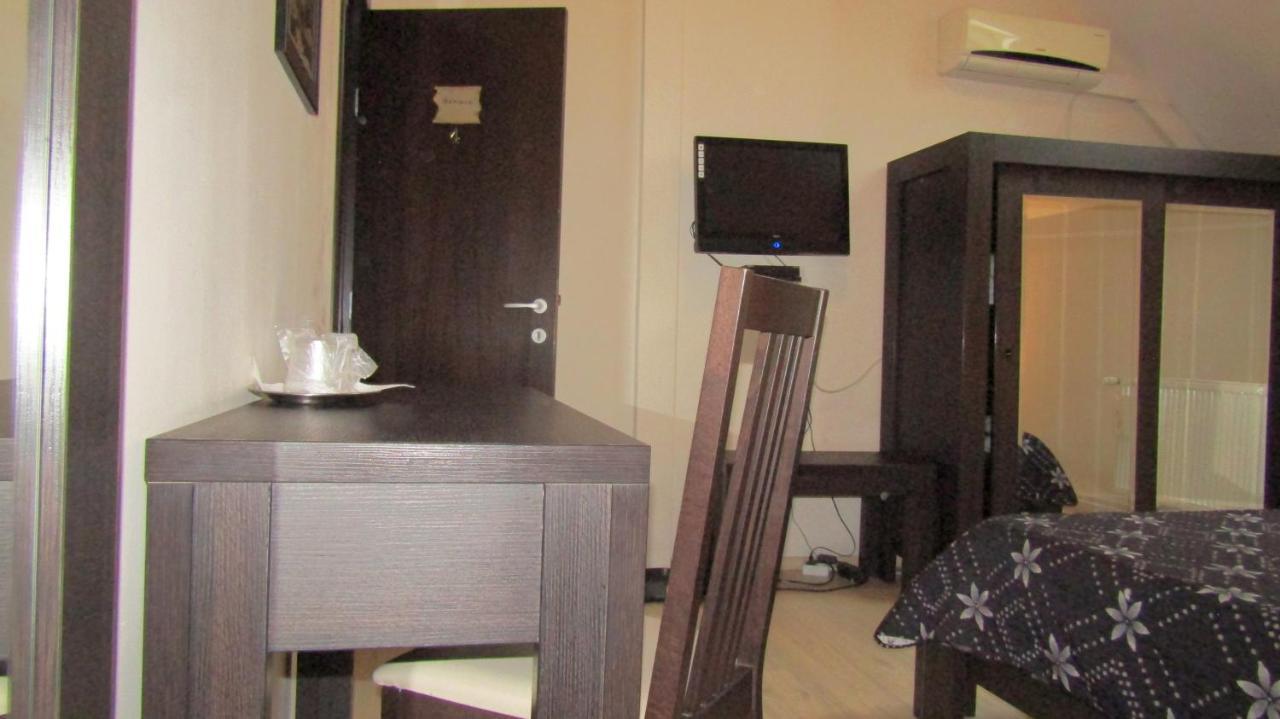 Rami House Central Double Rooms Брашов Екстериор снимка
