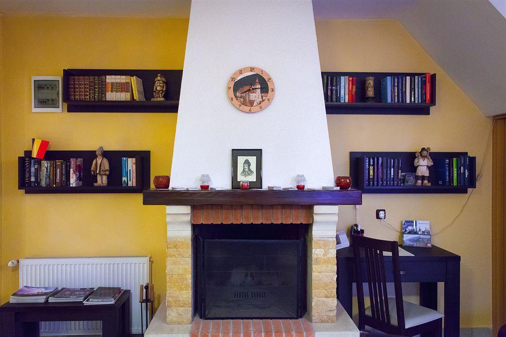 Rami House Central Double Rooms Брашов Екстериор снимка