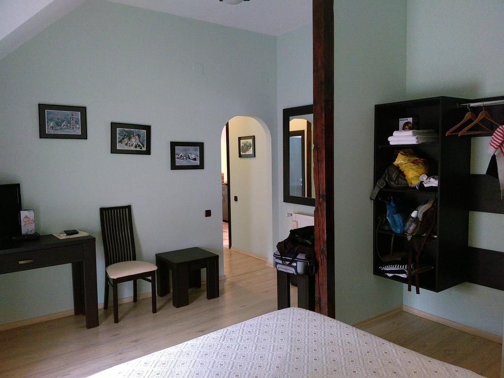 Rami House Central Double Rooms Брашов Стая снимка