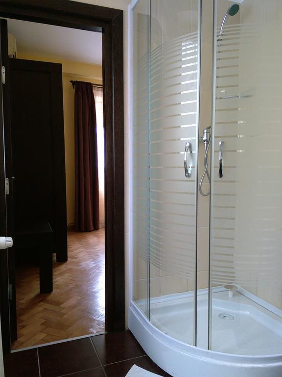 Rami House Central Double Rooms Брашов Стая снимка